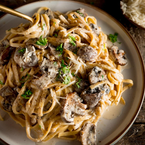 Linguini mushroom pasta